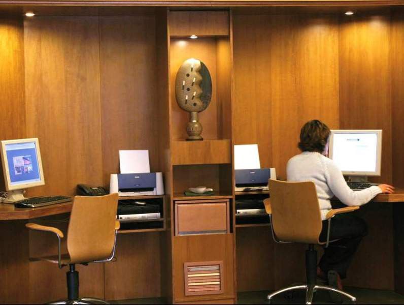 Posadas De Espana Paterna Facilidades foto